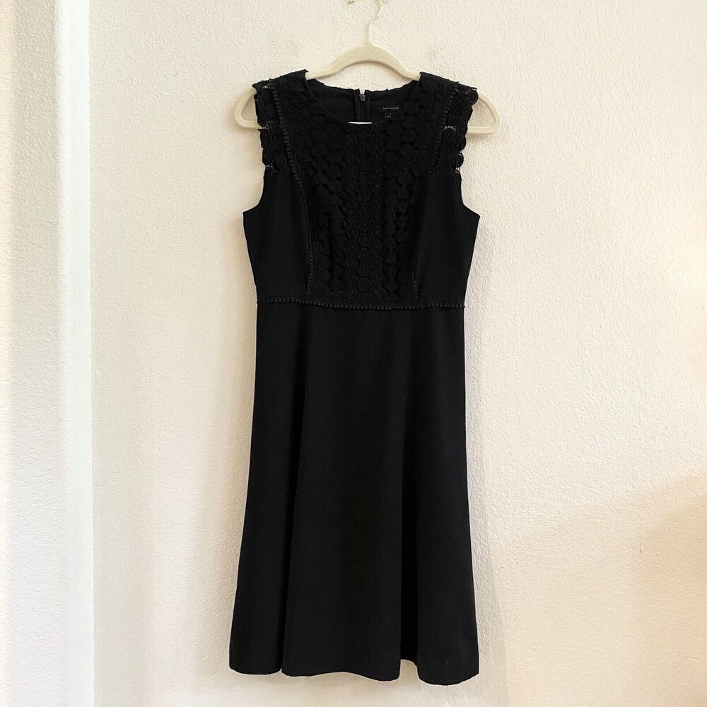 Ann Taylor Size 2 Black Dress‎ with Lace Bodice Lined Career Formal Wedding